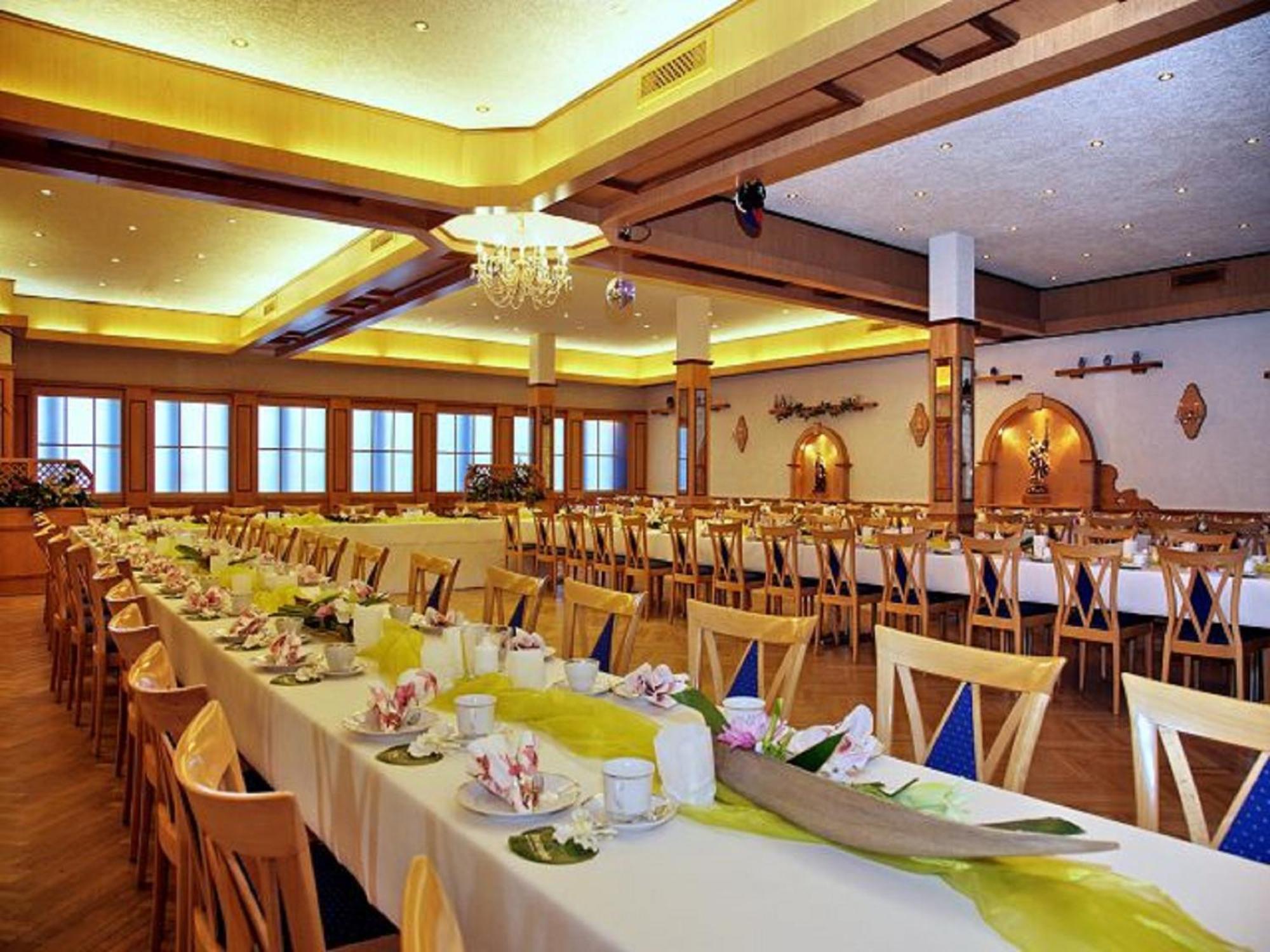 Weinhotel Goger Sand Dış mekan fotoğraf
