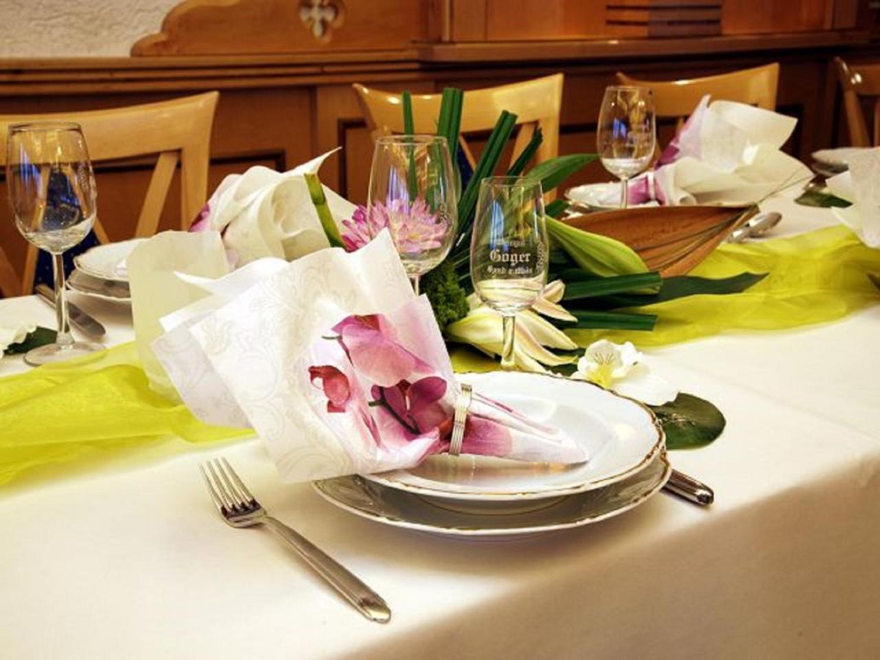 Weinhotel Goger Sand Dış mekan fotoğraf
